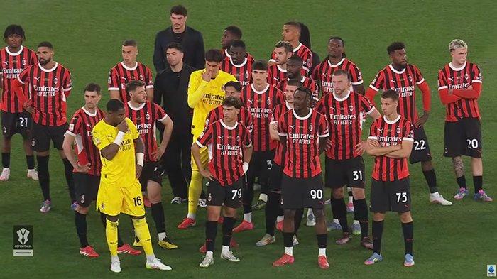 DILEPAS - Ekspresi Joao Felix dan para pemain AC Milan seusai gagal juara Coppa Italia akibat kalah di final melawan Bologna, pada pertandingan yang digelar di Stadion Olimpico, Roma, Kamis (15/5/2025). Joao Felix resmi dilepas AC Milan pada bursa transfer musim panas 2025/2026, Sabtu (28/6/2025). (Tangkapan Layar YouTube / Serie A)