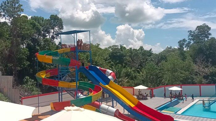 Aktivitas di wahana Amal Beach Waterpark Iskandar Family