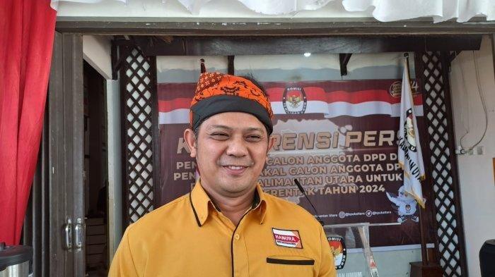Nama Andi Akbar yang jadi bakal calon bupati di Pilkada Nunukan 2024, juga merupakan suami dari Bupati Nunukan saat ini, Asmin Laura.