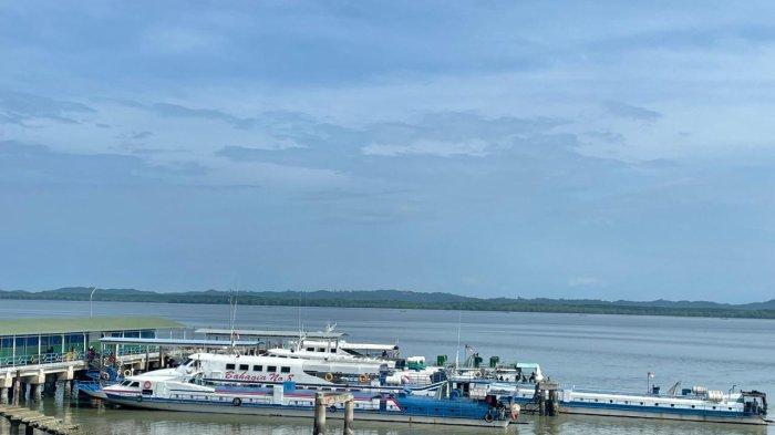 Libur nasional dan cuti bersama dalam rangka Isra Mi'raj Nabi Muhammad SAW dan Tahun Baru Imlek 2576 Kongzili, arus penumpang Nunukan-Tawau meningkat signifikan, Senin (27/01/2025), pagi.