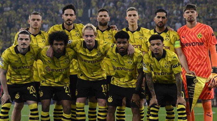 Skuad Borussia Dortmund saat menghadapi PSG pada leg pertama semifinal Liga Champions,di Stadion Signal Iduna Park, Kamis (2/5/2024).