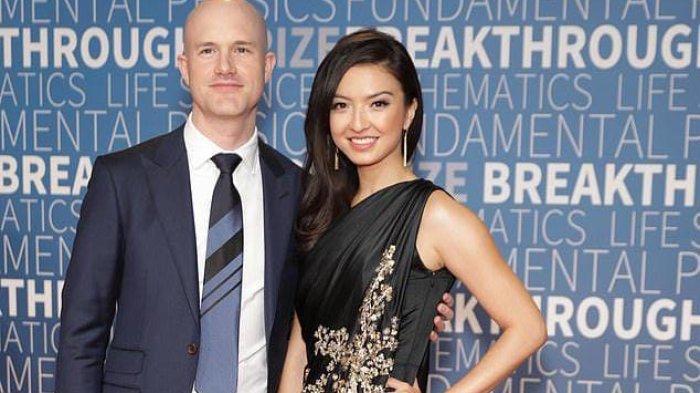 Unggahan foto salah satu akun X yang menyebut Brian Armstrong pernah bercerai dari Raline Shah tahun lalu. (Akun X @exitValhalla)