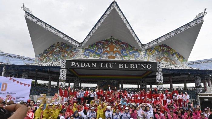 Dharma Wanita Persatuan (DWP) Malinau menggelar outbound bersama gabungan organisasi wanita di Malinau dalam rangkaian HUT RI ke-79 di Malinau, Kalimantan Utara, Selasa