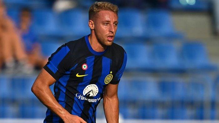 Davide Frattesi berlatih bersama Inter Milan.