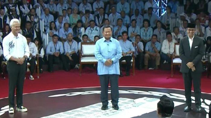 Debat perdana Capres antara Anies Baswedan, Prabowo Subianto dan Ganjar Pranowo di Kantor KPU, Selasa (12/12/2023)