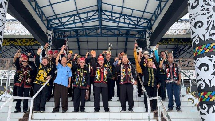 Deklarasi 11 Lembaga Adat di Malinau untuk mendukung Wagub Kaltara, Yansen TP maju menjadi Gubernur Kaltara. Berikut alasan para Kepala Adat.