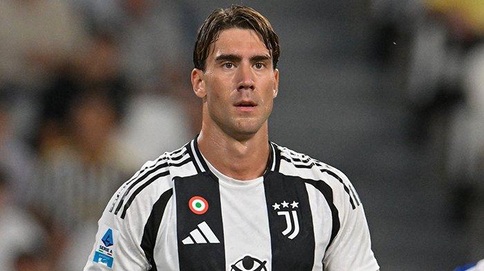 Penyerang Juventus, Dusan Vlahovic.