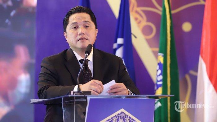RESPONS ERICK THOHIR - Ketua Umum PSSI terpilih Erick Thohir (tengah) menyampaikan pidato pertamanya usai Kongres Luar Biasa Persatuan Sepak Bola Seluruh Indonesia (KLB PSSI) 2023 di Jakarta, Kamis (16/2/2023). Erick Thohir sebut kekalahan Timnas Indonesia U-20 di Piala Asia 2025 jadi pelajaran berharga bagi Garuda Muda.(Tribunnews/JEPRIMA)