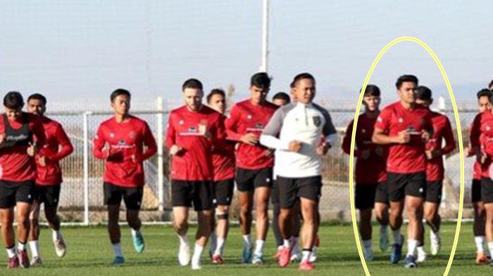 FOTO  Asnawi Mangkualam saat latihan bareng Timnas Indonesia. 