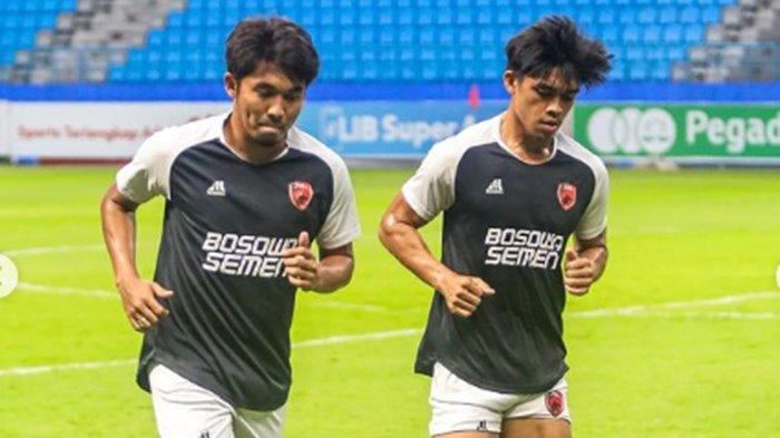 FOTO Penggawa PSM Makassar latihan di Stadion Batakan Balikpapan. Direktur Utama PSM Makassar Sadikin Aksa bongkar alasan Juku Eja akan berkandang di Stadion Batakan di sisa laga Liga 1 2023/2024.