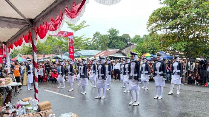 Formasi barisan lomba gerak jalan indah 022 0802024
