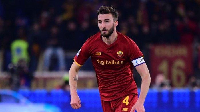 Gelandang AS Roma Bryan Cristante diincar AC Milan sebagai pengganti Franck Kessie yang hengkang ke Barcelona. (Instagram/@bryancristante)