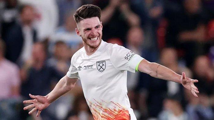 Gelandang West Ham, Declan Rice segera merapat ke Arsenal pada bursa transfer musim panas 2023/2024. (Instagram / @westham)