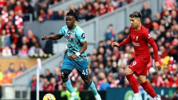 Gelandang bertahan Southampton Romeo Lavia saat bermain melawan Liverpool (instagram/@lavizzy6)