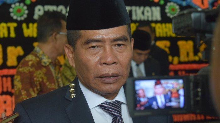 Gubernur Kaltara, Zainal A Paliwang Dalam Acara Pelantikan PJ Walikota Tarakan. Zainal A Paliwang yang masih jabat Gubernur Kaltara itu didaftarkan ke Partai Keadilan Sejahtera atau PKS jelang Pilgub Kaltara 2024.