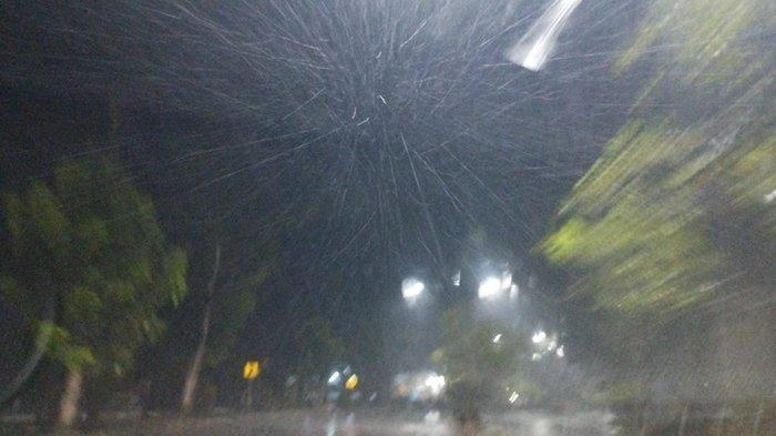 ILUSTRASI Hujan yang guyur Tanjung Selor.