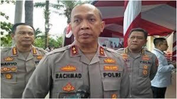 Sosok Komjen Pol Rachmad Wibowo yang disebut bisa masuk dalam bursa Wakapolri saat mutasi Polri 2024 itu, merupakan lulusan Akpol 1993.