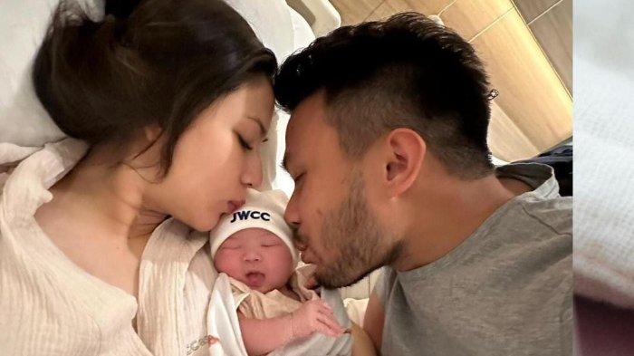 Jessica Mila melahirkan putri pertamanya, berikut arti nama Kyarra Arunika