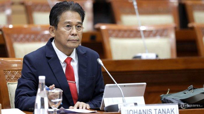 Wakil Ketua KPK periode 2019-2024 Johanis Tanak mengikuti Uji Kelayakan dan Kepatutan (fit and proper test) Calon Komisioner Komisi Pemberantasan Korupsi (KPK) di Ruang Rapat Komisi III, Kompleks Parlemen, Senayan, Jakarta, Senin (18/11/2024). Komisi III DPR melakukan uji kelayakan dan kepatutan 10 calon komisioner KPK untuk menentukan 5 orang pimpinan KPK periode 2024-2029. (TRIBUNNEWS/IRWAN RISMAWAN )
