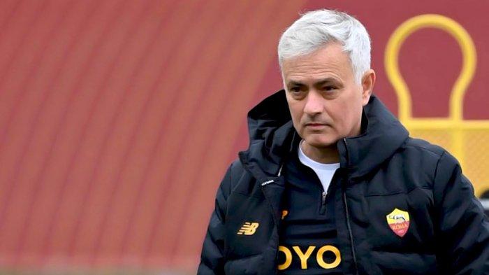 Pelatih AS Roma, Jose Mourinho. (asroma.com)