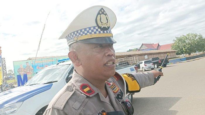 Kasatlantas Polres Malinau, Ipda Ansar saat ditemui disela-sela tugasnya mengatur lalu lintas di Pusat Pemerintahan Malinau, Kalimantan Utara, Sabtu (25/11/2023).