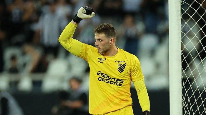 Kiper Athletico Paranaense, Bento. 