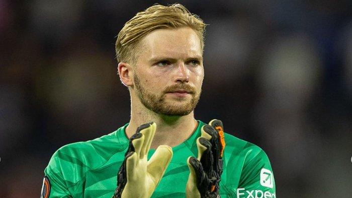 Kiper cadangan Liverpool Caoimhin Kelleher