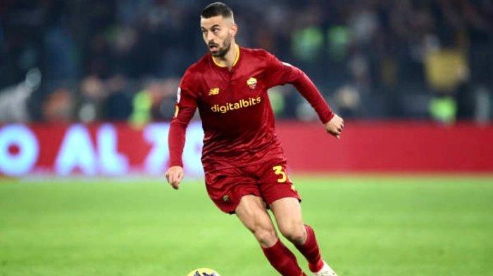 Fullback AS Roma, Leonardo Spinazzola - Pemain 30 tahun ini akan dilego pada akhir musim nanti demi pemain gratisan dari Spanyol, Alejandro Grimaldo