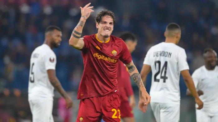 Nicolo Zaniolo saat masih memperkuat AS Roma pada laga melawan Ludogorets di laga penutup Liga Europa di Stadion Olimpico, Jumat (4/11/2022).