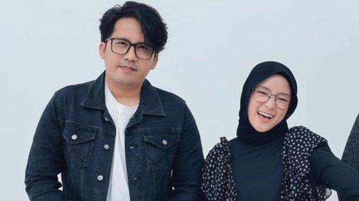 Nissa Sabyan dan Ayus.