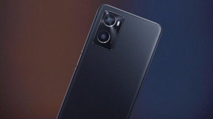 Oppo A76.