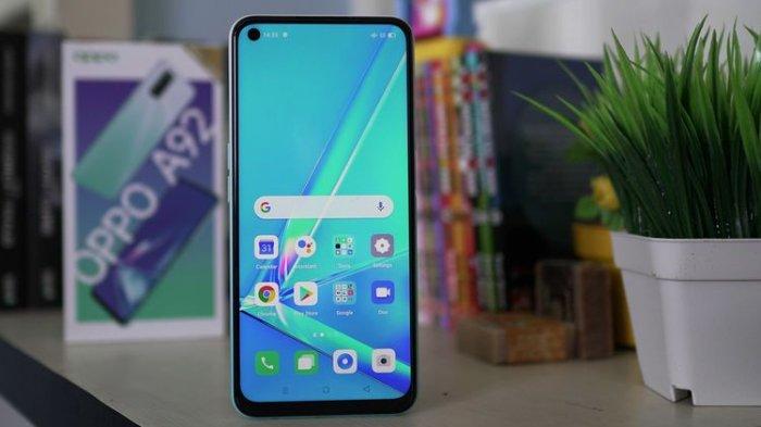 Oppo A92 versi Indonesia yang dibanderol Rp 2 jutaan. Simak rekomendasi HP OPPO harga 2 jutaaan lainnya di artikel berikut.