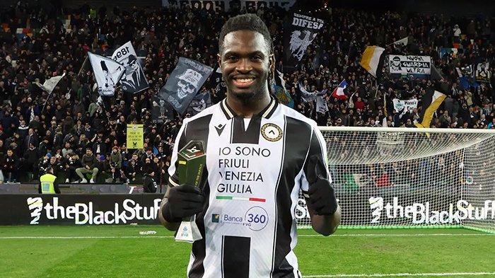 CURI PERHATIAN - Bek Udinese, Oumer Solet mendapat penghargaan man of the match setelah tampil apik menahan imbang Atalanta tanpa gol, pada pertandingan Liga Italia Serie A, di Bluenergy Stadium, Sabtu (11/1/2025). Bek asal Prancis itu juga mencuri perhatian ketika menghadapi Inter Milan pada giornata 30 Liga Italia Serie A, meski gagal membawa Udinese mencuri poin, Minggu (30/3/2025). (ARSIP - legaseriea.it)
