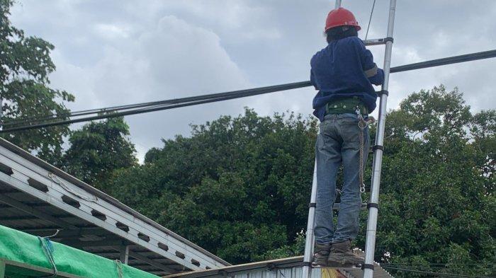 PLN Icon Plus SBU Regional Kalimantan menerjunkan tim dengan memastikan keamanan dari aspek Keselamatan Ketenagalistrikan