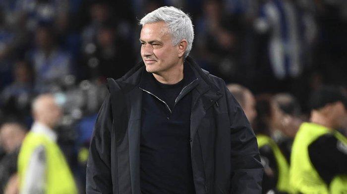 Pelatih AS Roma, Jose Mourinho. (Instagram / @officialasroma)