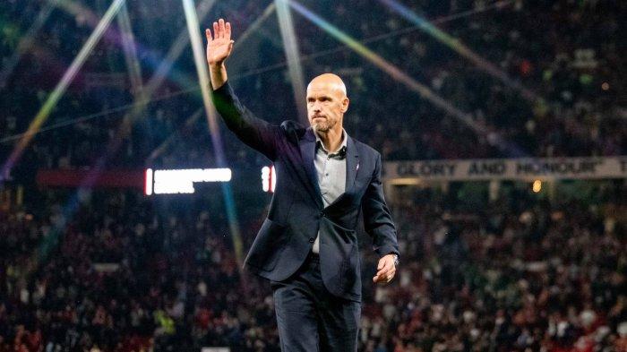 Pelatih Manchester United, Erik Ten Hag. Hasil positif yang diraih Manchester United dalam 2 laga terakhir di Liga Inggris menunjukkan tanda-tanda kebangkitan klub di bawah asuhan Erik Ten Hag. (Twitter/@ManUtd)