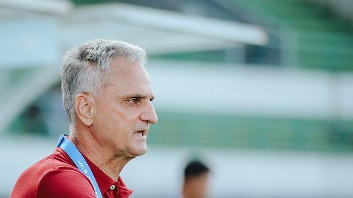 Pelatih PSS Sleman Marian Mihail (Instagram/@pssleman)