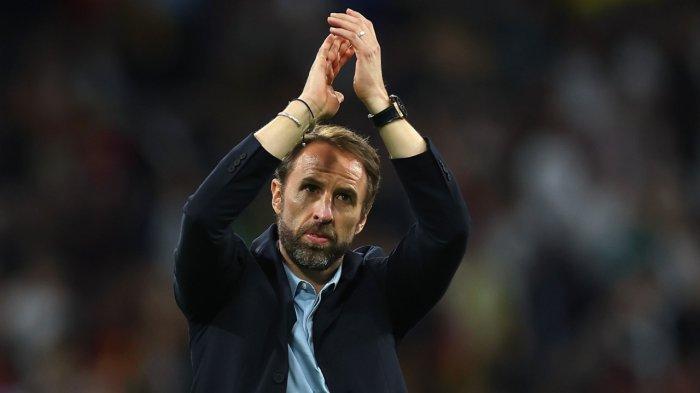 Pelatih Timnas Inggris Gareth Southgate tak terima saat ada yaang mengkritik taktiik permainannya. (Twitter/@England)