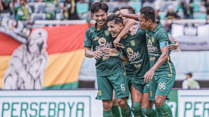 Pemain Bajul Ijo saat merayakan gol ke gawang lawan. Di pekan 28 Liga 1, Persebaya Surabaya menghadapi Borneo FC, pada Kamis (7/3/2024), pukul 20.00 WITA, di Stadion Batakan Balikpapan, Kalimantan Timur.