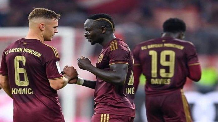 Pemain Bayern Munich Joshua Kimmich dan Sadio Mane (instagram/@jok_32)