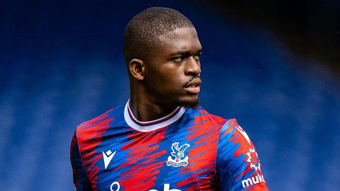 Pemain Crystal Palace Cheick Doucoure (Twitter/@AnfieldEdition)