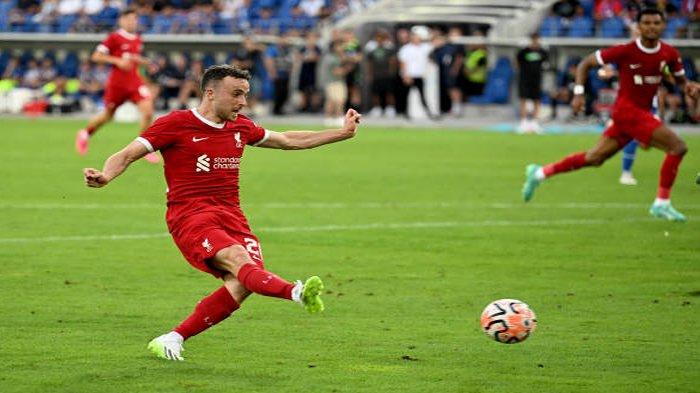 Pemain Liverpool Diogo Jota mencetak dua gol saat melawan karlsruher (twitter/@LFC)