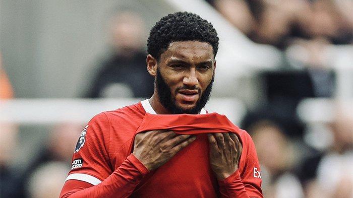 Pemain Liverpool Joe Gomez