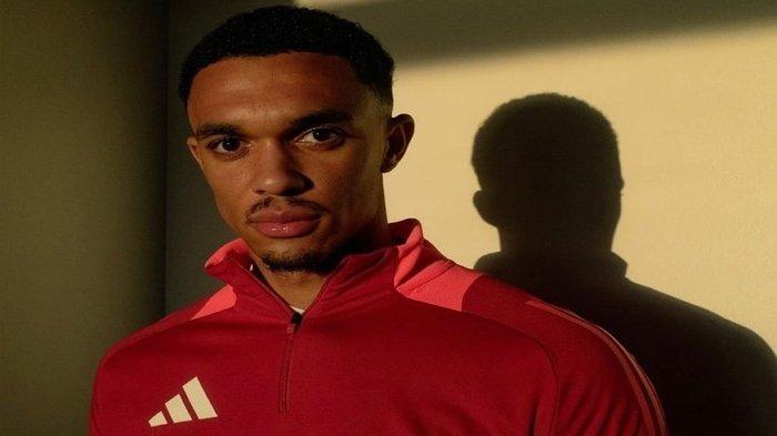 Pemain Liverpool Trent Alexander-Arnold jalani kerja sama dengan apparel asal Jerman, Adidas.