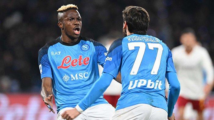 Dua pemain andalan Napoli, Victor Osimhen dan Khvicha Kvaratskhelia. (Instagram / @officialsscnapoli)
