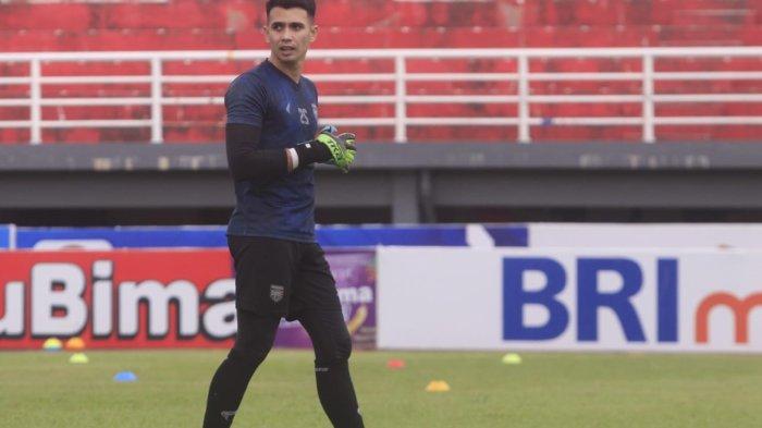 Penjaga Gawang Borneo FC, Nadeo Argawinata berkomentar jelang pertandingan Skuad Pesut Etam melawan PSS Sleman, pada Kamis (14/3/2024), pukul 21.30 Wita, di Stadion Manahan Solo.