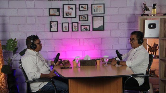 Pj Gubernur Kaltim, Akmal Malik saat menjadi narasumber di program VIP Room Tribunkaltim.co