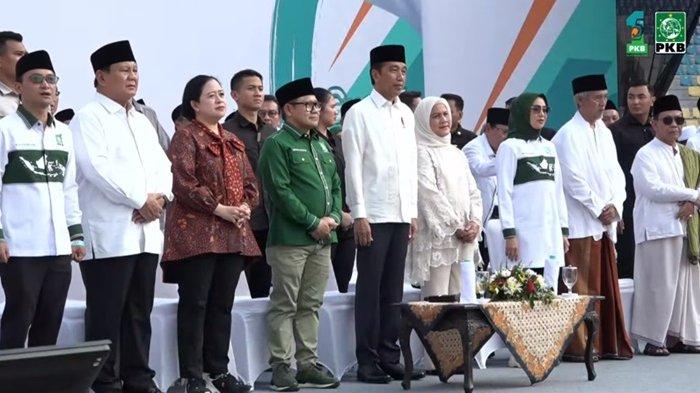 Presiden Jokowi, Ketum PKB Cak Imin, Ketum Gerindra Prabowo Subianto dan Ketua DPP PDIP Puan Maharani saat hadiri Harlah ke-25 PKB di Stadion Manahan Solo, Minggu (23/7/2023) (tangkapan layar Youtube DPP PKB)