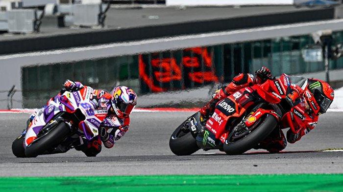 Pebalap Prima Pramac Racing, Jorge Martin dan rider Ducati Lenovo, Francesco Bagnaia. (motogp.com)