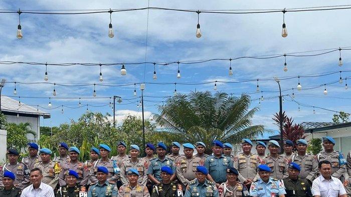Kabid Propam Polda Kaltara Kombes Pol Krishadi Permadi beserta jajaran Propam Polda Kaltara dan POM TNI AD, POM TNI AU dan POM TNI AL melaksanakan kegiatan koordinasi dan ramah tamah yang dilaksanakan di Warung Kopi Tiam Kota Tarakan dalam rangka menindaklanjuti Rakernis POM TNI TA.2024 pada Rabu (8/5/2024).